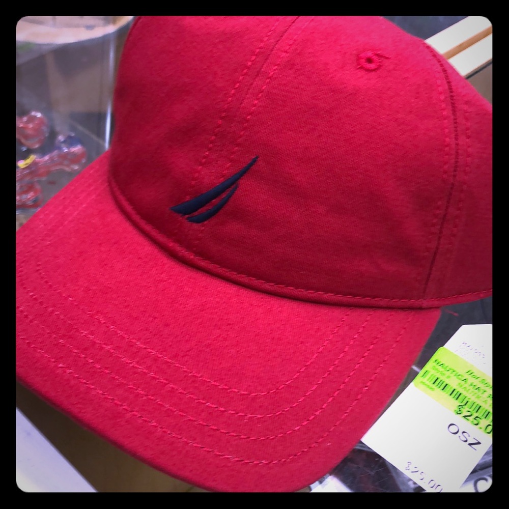 Liquor Nautica Lacoste Tommy  new Era hats